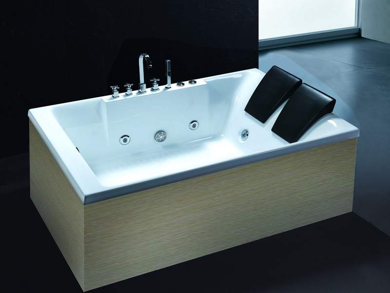 Двухместная гидромассажная ванна SR5E010 (рис.2) Двухместная гидромассажная ванна SR5E010 (рис.2)