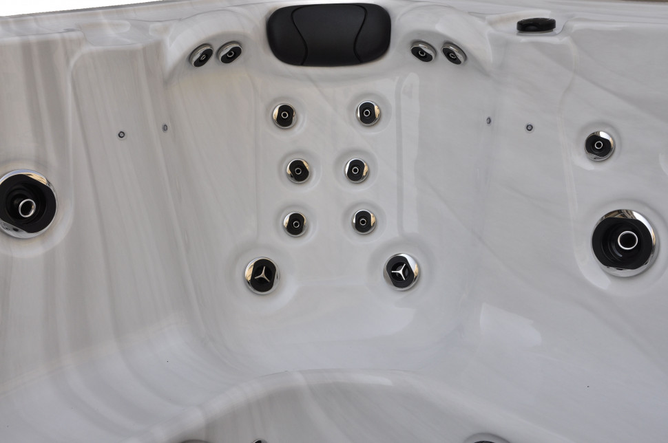 Гидромассажный СПА бассейн Kingston JCS-101 (рис.7) Гидромассажный СПА бассейн Kingston JCS-101 (рис.7)